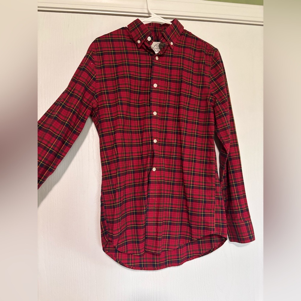 Men’s dress shirt